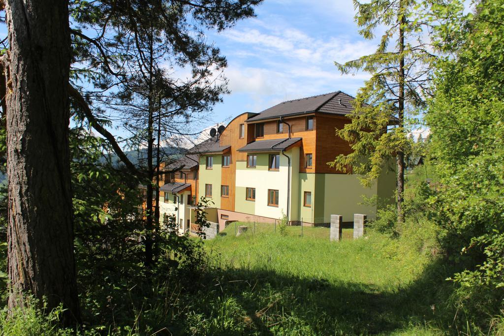 Pine Wood Apartment Vysne Ruzbachy Exterior photo